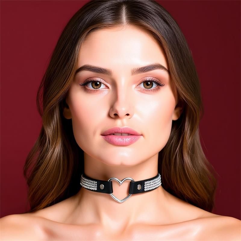 Cinderella choker met hartje en strassteentjes
