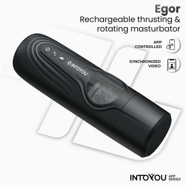IntoYou Egor stotende en roterende masturbator
