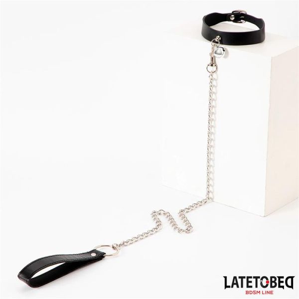 LateToBed halsband met belletje en riem